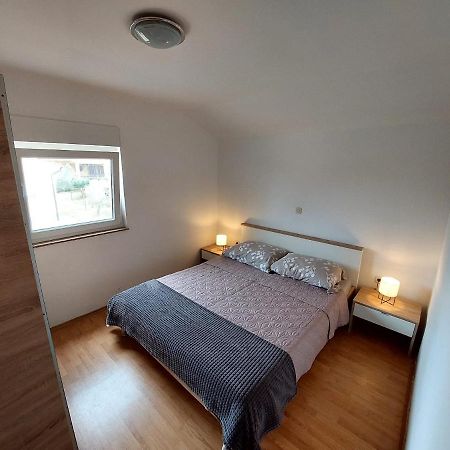 Apartman Zeljo Galizana Luaran gambar