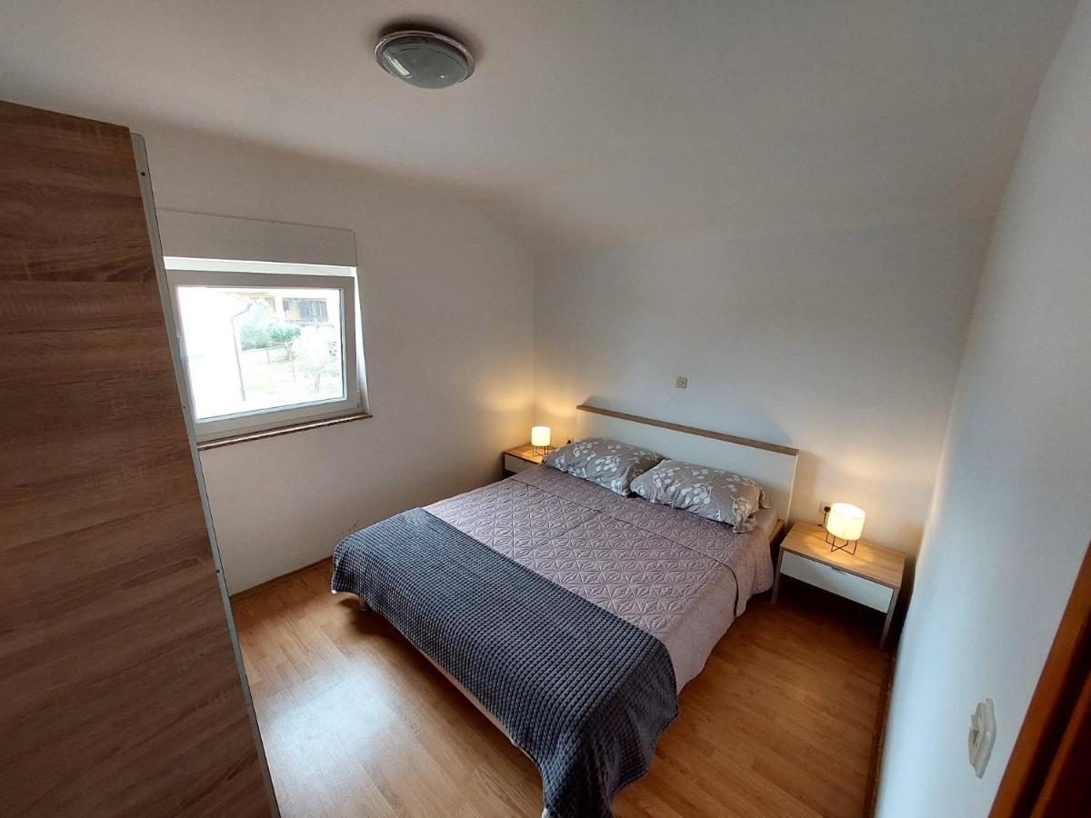 Apartman Zeljo Galizana Luaran gambar